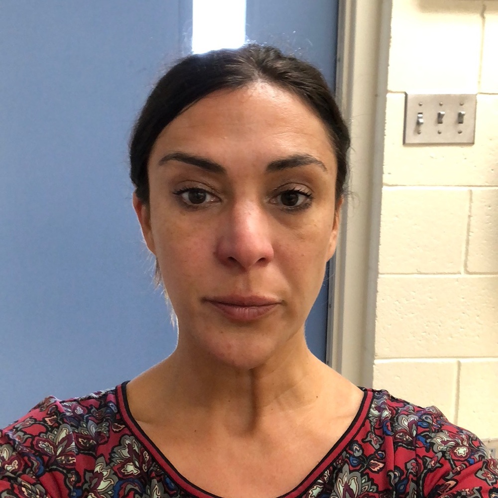 Meet your Posher, Dina